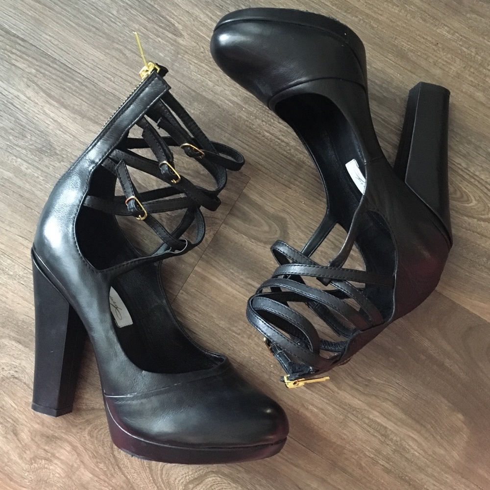 Diana Broussard Calf Black Pumps